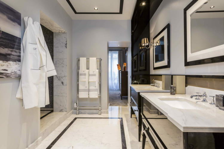 Luxury Apartment for sale in Saint-Germain-des-Prés, Paris