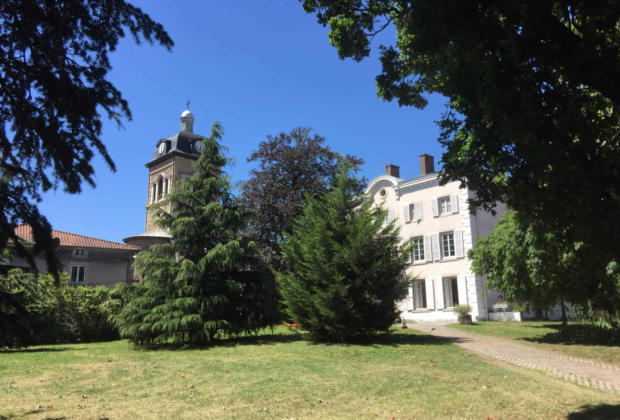 Historic Property for sale in Saint-Genis-Les-Ollières: 9 Luxury ...