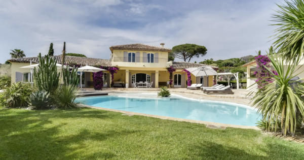 villa-provencale-a-louer-proche-plage-6-chambres-piscine